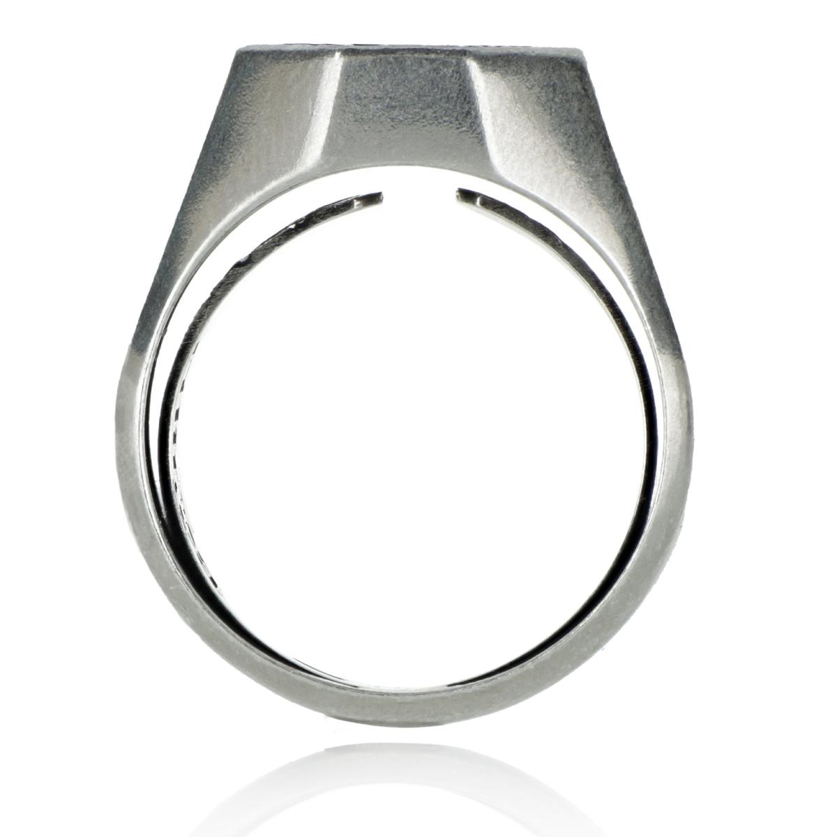 Anello-in-argento-925-brunito-a-scudo-con-motivo-devore-ZAU015NE22-LM-1